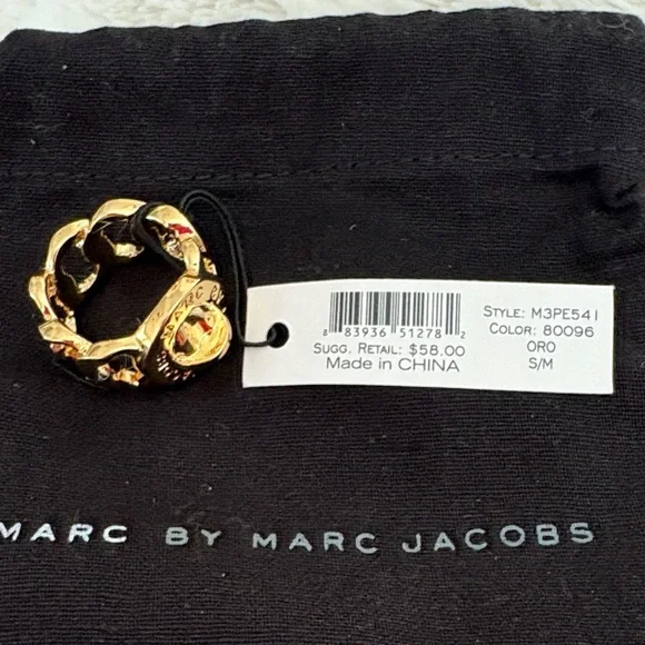 Marc by Marc Jacobs Gold Statement Ring - Picture 4 of 4
